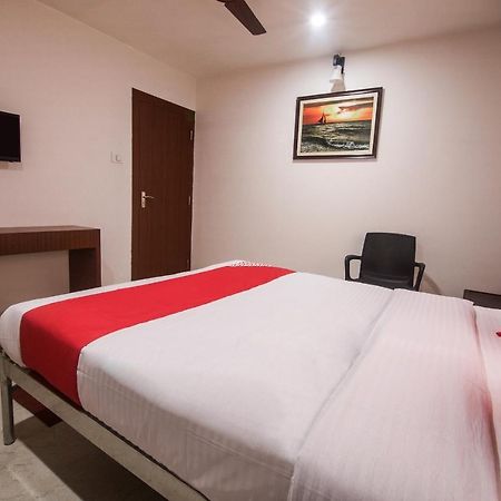 Oyo 14431 Sai Nivas Hotel กูวาฮาติ ภายนอก รูปภาพ