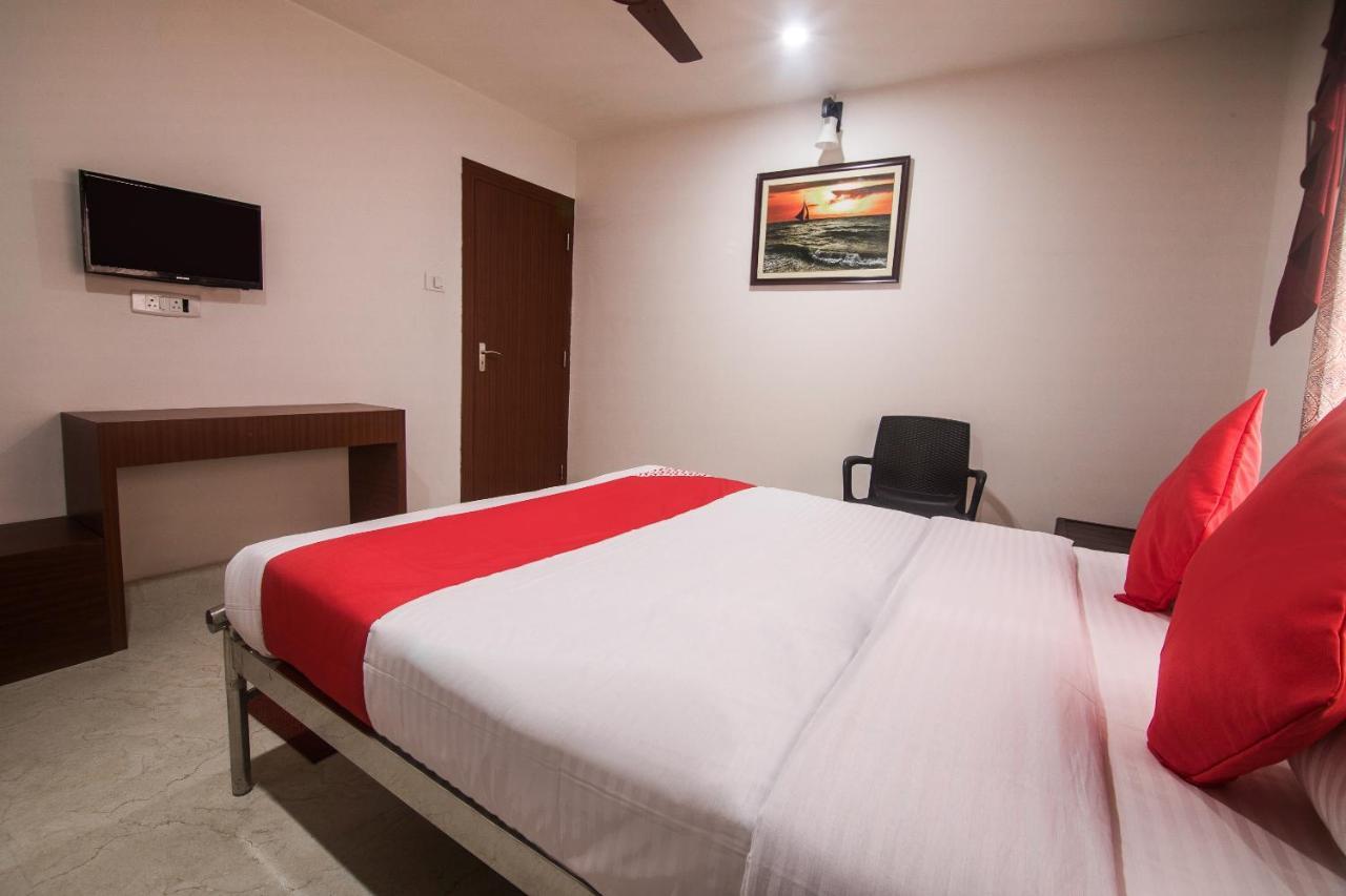 Oyo 14431 Sai Nivas Hotel กูวาฮาติ ภายนอก รูปภาพ
