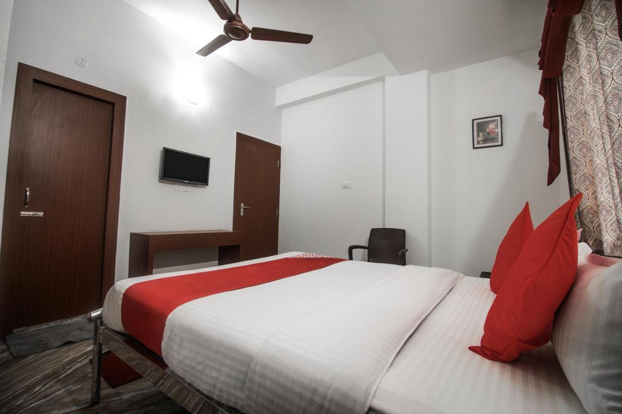 Oyo 14431 Sai Nivas Hotel กูวาฮาติ ภายนอก รูปภาพ